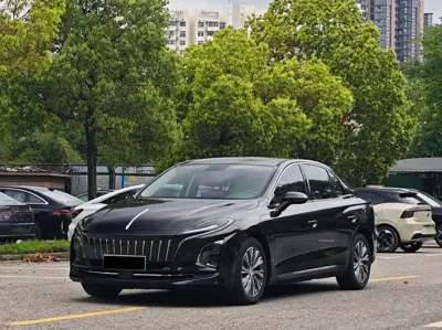 Hongqi Hongqi E-QM5
