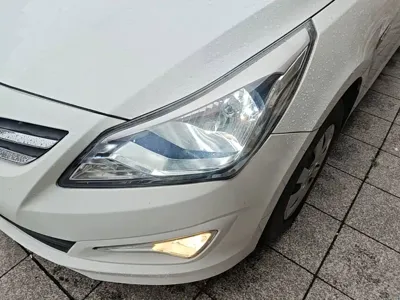 Hyundai Verna