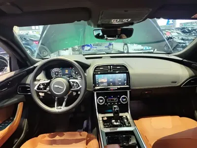 Jaguar XEL