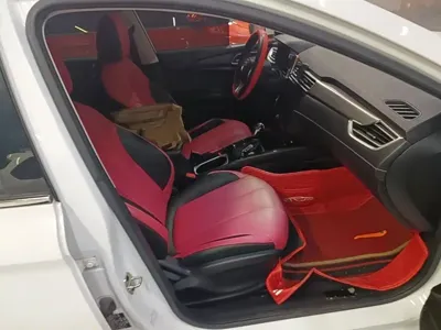 Roewe i5