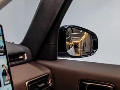Li Auto Li MEGA