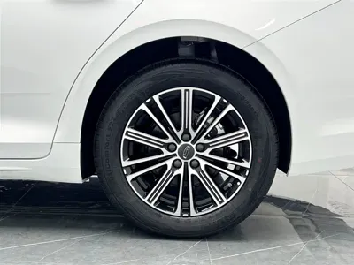Geely Xingrui