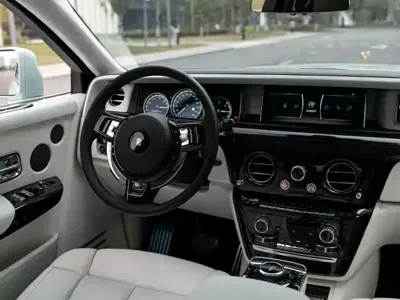 Rolls-Royce Phantom