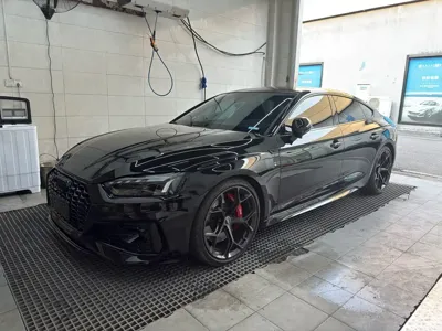 Audi RS 5
