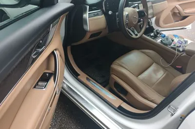 Jaguar XFL
