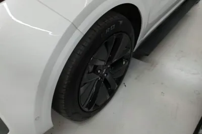 Li Auto L6