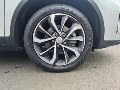 Geely Emgrand GS
