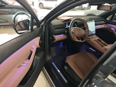 Nio EC6