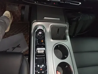 GAC Motor 传祺E8 PHEV
