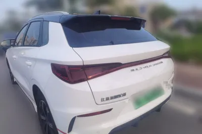 BYD e2