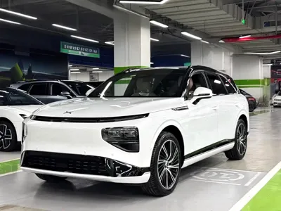 Xpeng G9