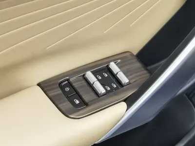Geely Boyue L