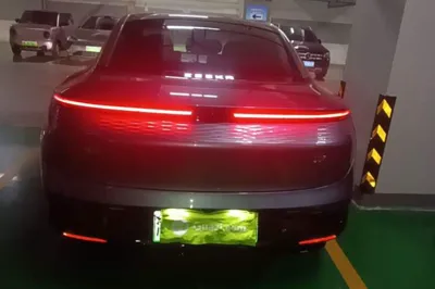 Zeekr 007
