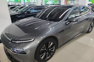 Xpeng P7