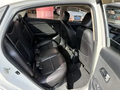 Kia K2