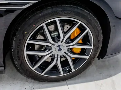 Denza Denza Z9GT