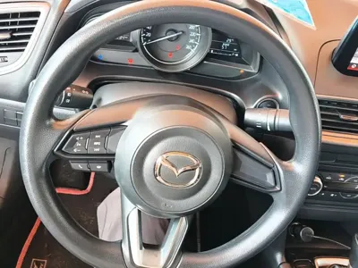 Mazda 3 Axela