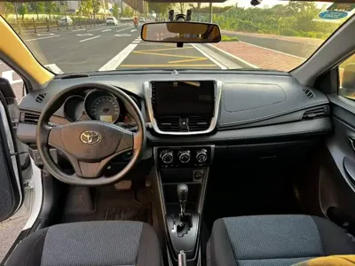 Toyota Yaris L
