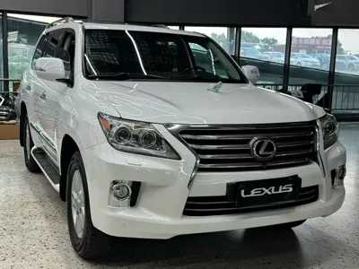 Lexus LX