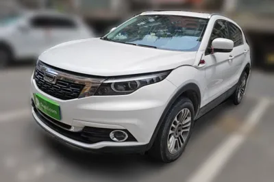 Qoros 5
