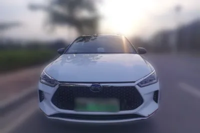 BYD e2