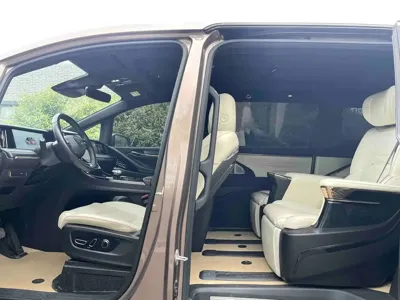 GAC Motor Trumpchi M8