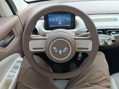 Wuling MINIEV