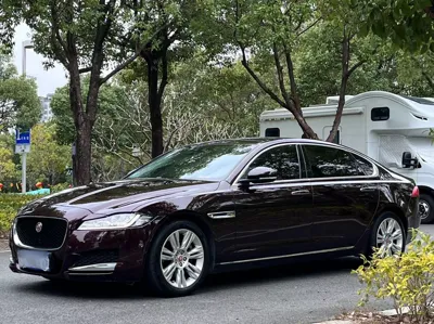 Jaguar XFL