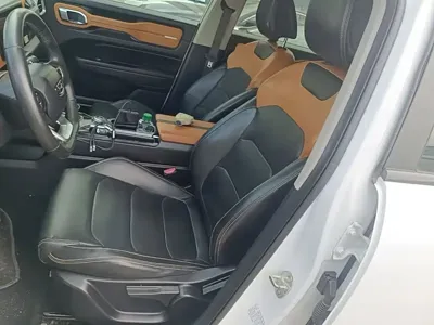 Geely ICON