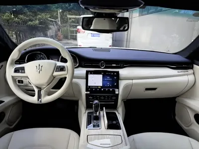 Maserati Quattroporte