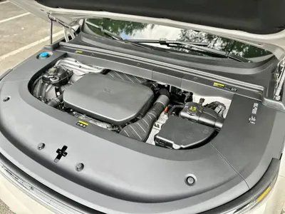 Li Auto Li L6