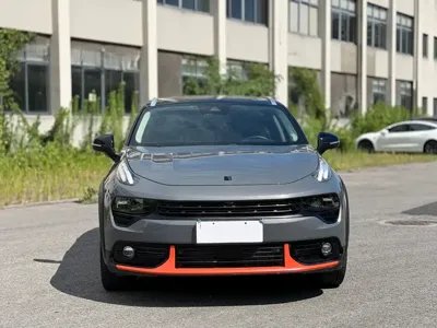 Lynk & Co 02
