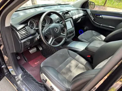 Mercedes-Benz R-Class