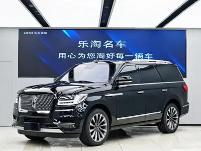 Lincoln Navigator
