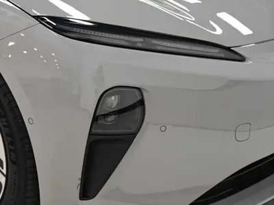 Nio ET5