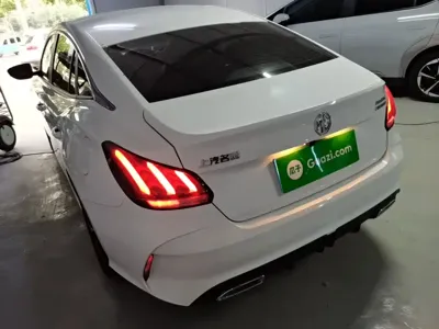 MG MG5