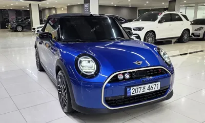 MINI Cooper Convertible