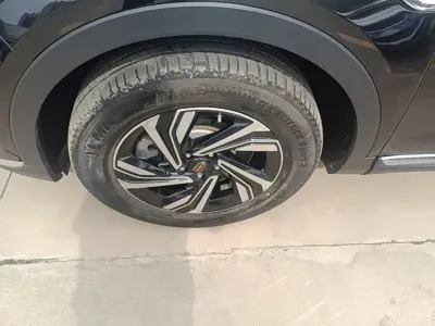 Hongqi Hongqi HS5