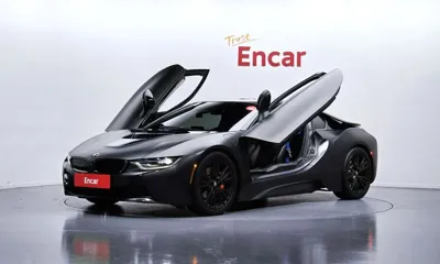 BMW i8
