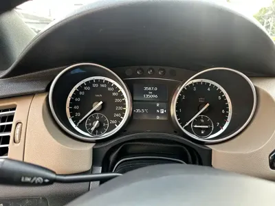 Mercedes-Benz R-Class