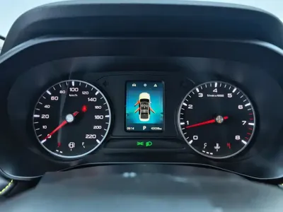 Roewe i5