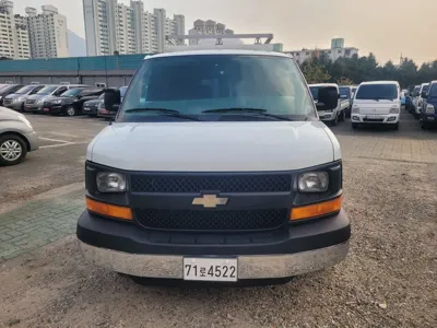 Chevrolet Express Van