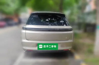Li Auto L8