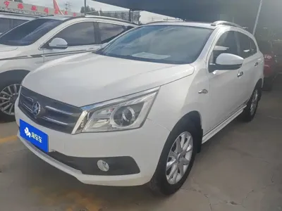 Venucia T70