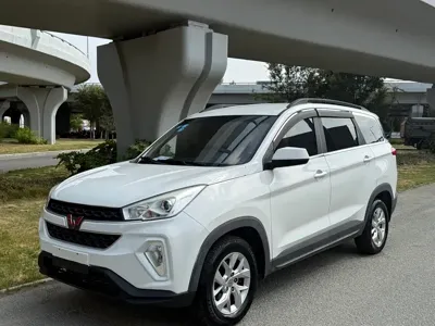 Wuling Hongguang S3