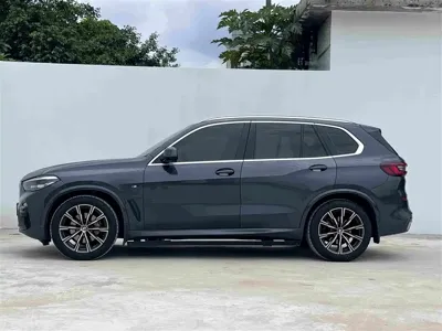 BMW X5 (Import)