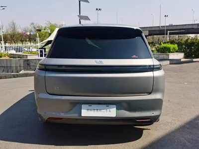 Li Auto Li L8