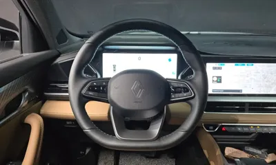 Renault-KoreaSamsung Grand Koleos