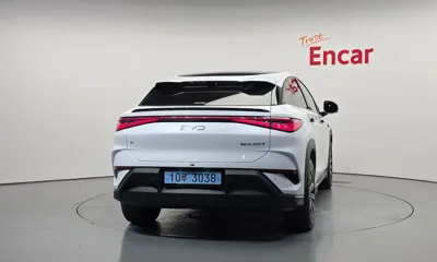 BYD Sealion 7