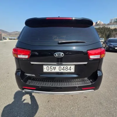 Kia Canival